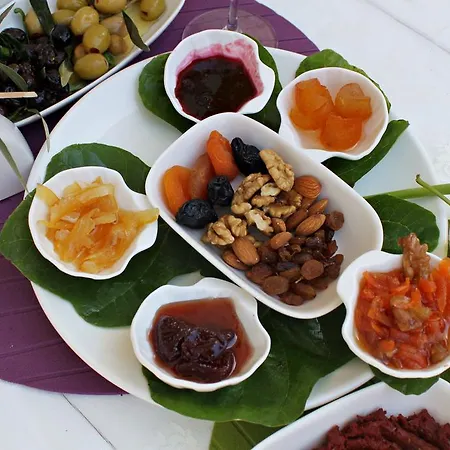 Postahan Konukevi Alaçatı